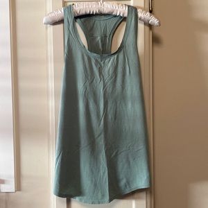 Lululemon green tank.